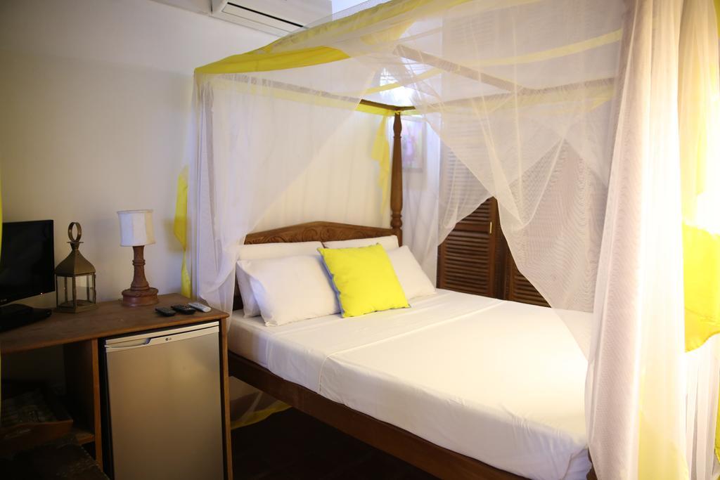 Mangro Hotel Диани Бийч Екстериор снимка